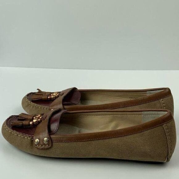 New Ellen Tracy flats 8.5 nectar suede leather - Picture 3 of 9